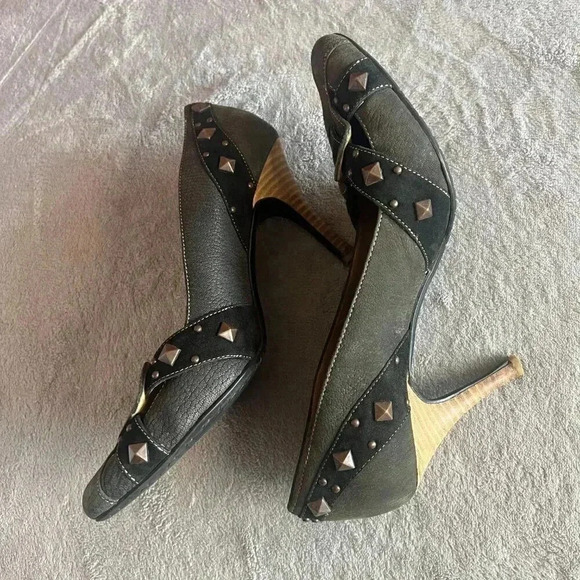 Donald J. Pliner Sport-I-Que Beatrice Muted Black Studded High Heel Pump Shoes - Picture 7 of 16